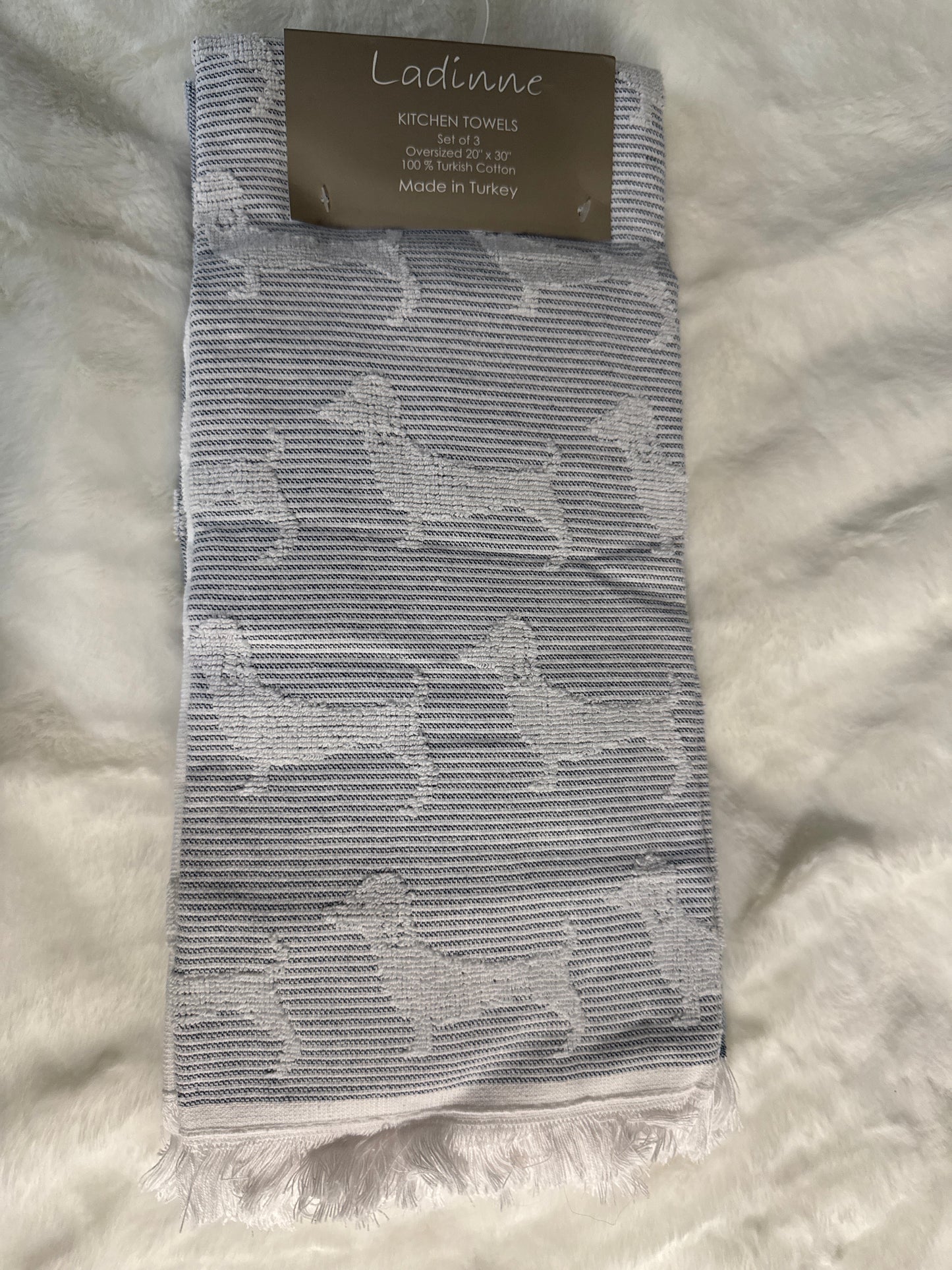 Set of 3 Oversized Turkish Cotton Towels – Dog Design, 20” x 30”