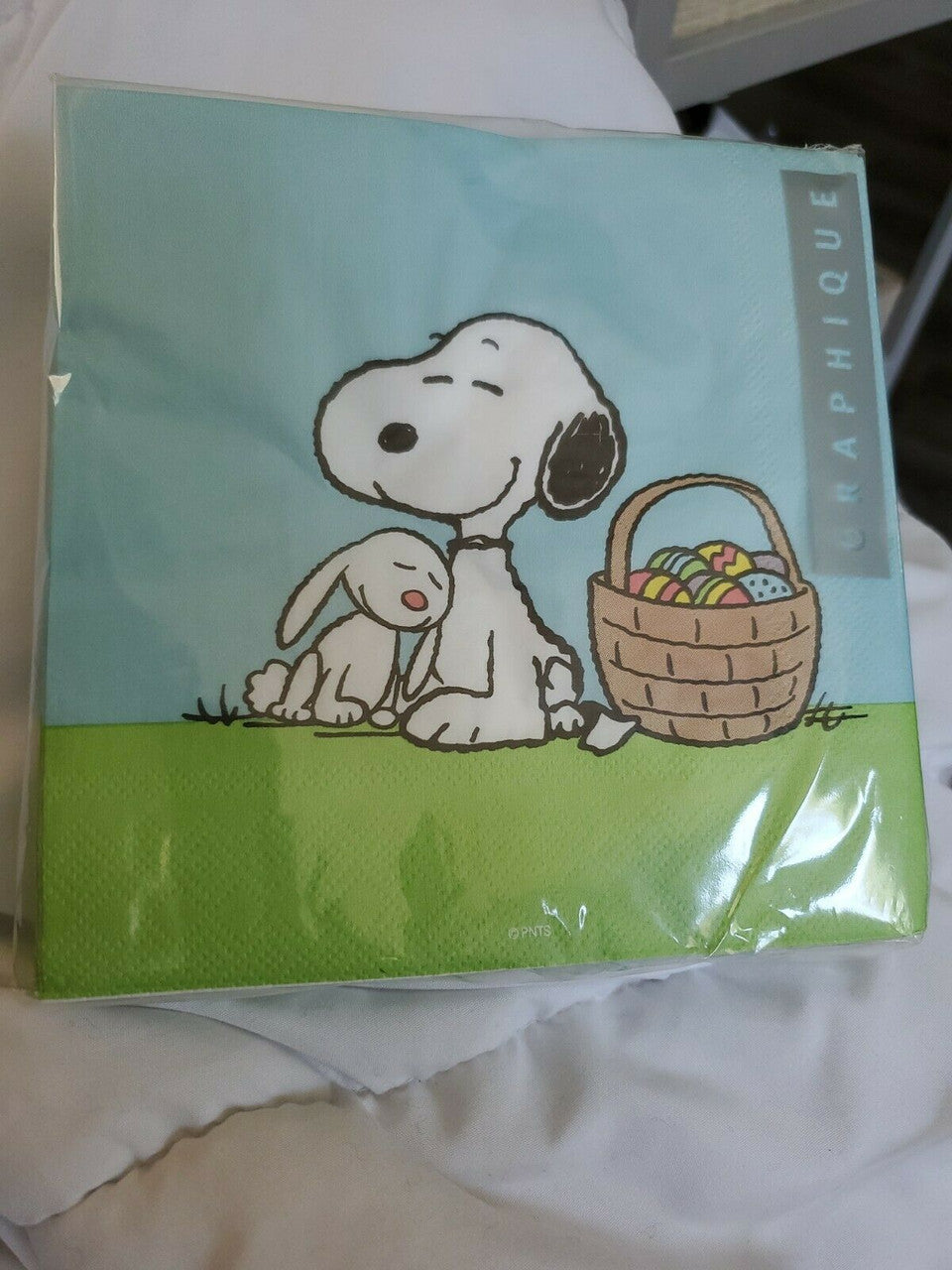 Graphique Peanuts Snoopy W/Easter Bunny 40 Lunch Paper Napkins, Big 13×13"