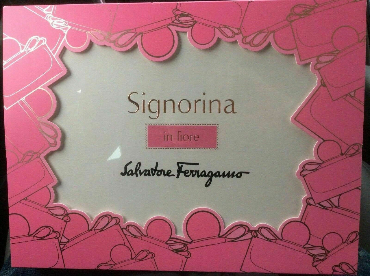 Signorina in fiore Salvatore Ferragamo 3 piece set