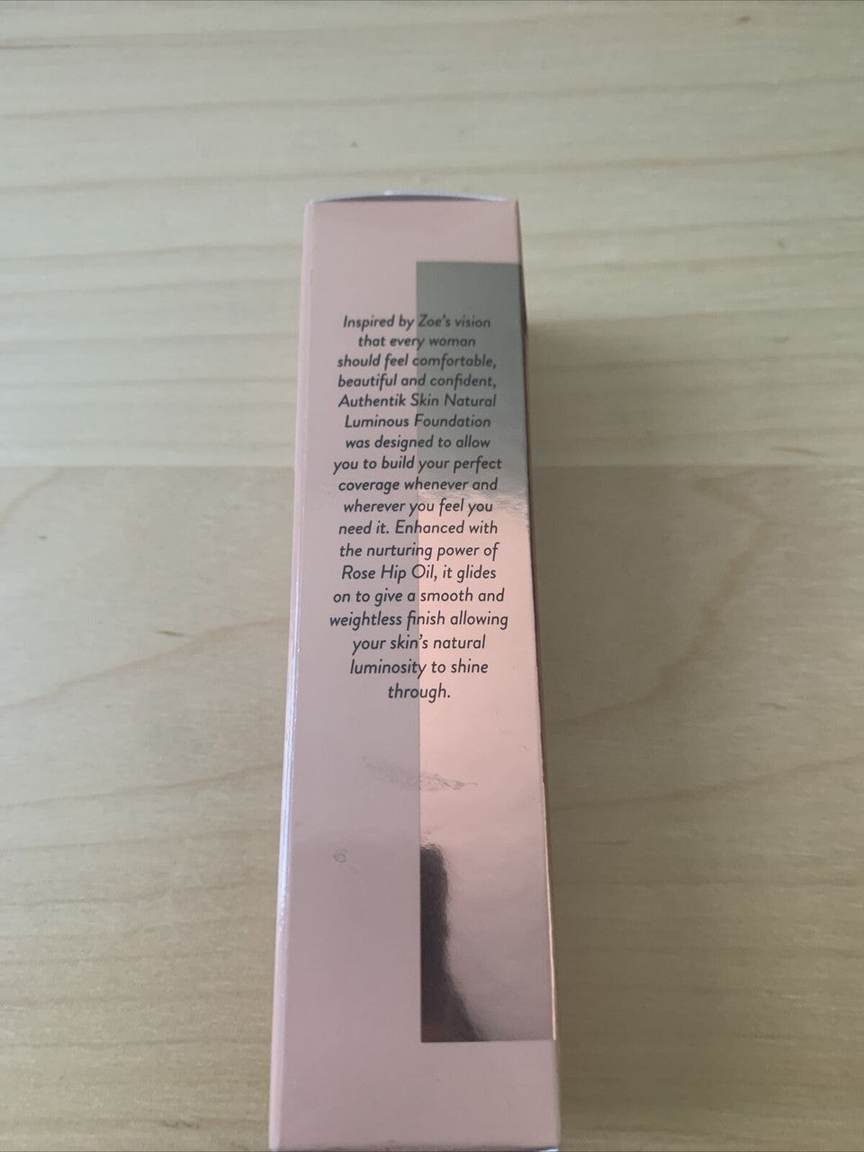 ZOEVA  Skin Natural Luminous Foundation 090C Charismatic