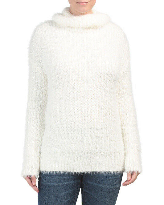 Rachel Ashwell Women Oversized Turtleneck Eyelash Sweater M ivory/white