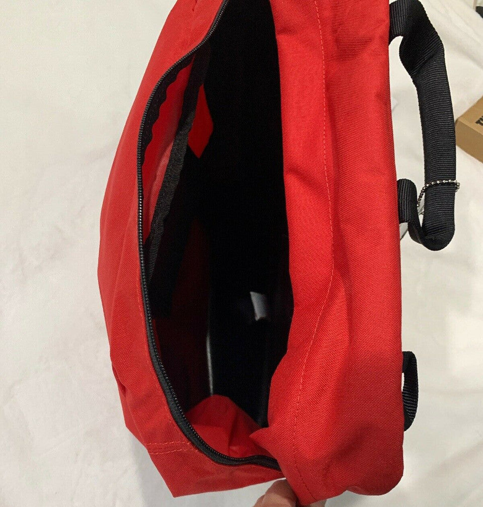 Thule Pack 'n Pedal Urban Tote – Waterproof 26.5L Bike Bag with Tour Rack Bracket & Messenger Strap