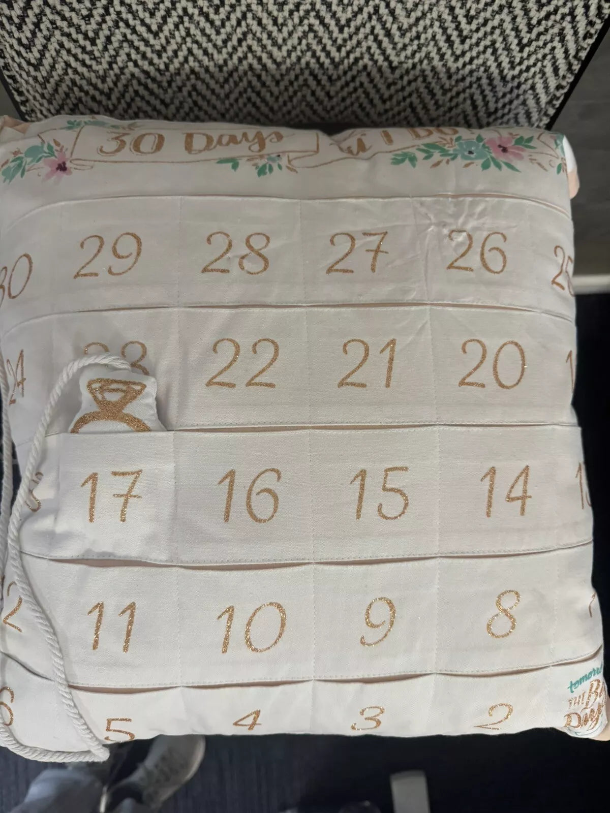 Wedding Countdown Calendar Pillow – “30 Days Till I Do” | 20"x20" Decorative Gift for Bride-to-Be